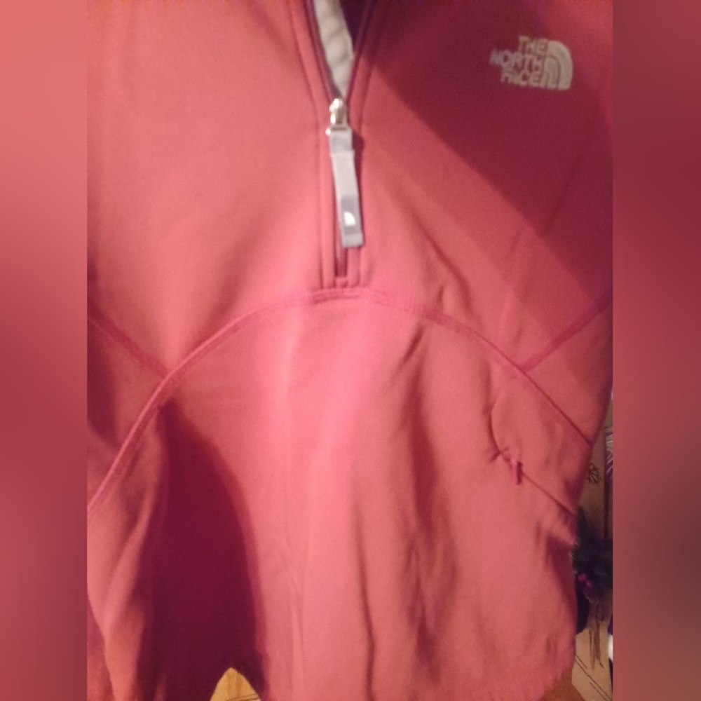 Womens The North Face Flight Series Fuchsia Quarter-Zip Pullover Size Medium - Picture 2 of 5
